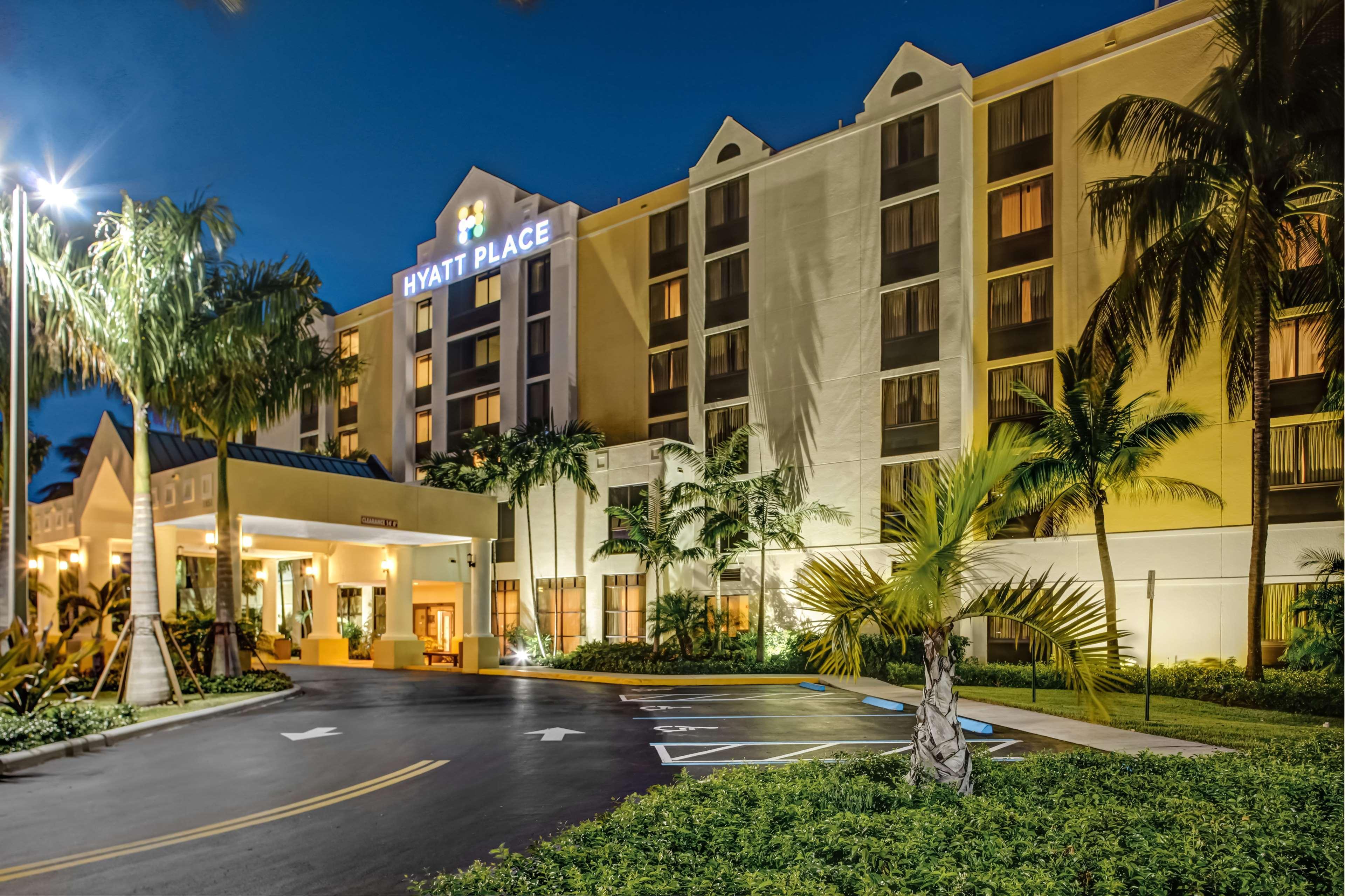Hyatt Place Fort Lauderdale Cruise Port & Convention Center Bagian luar foto